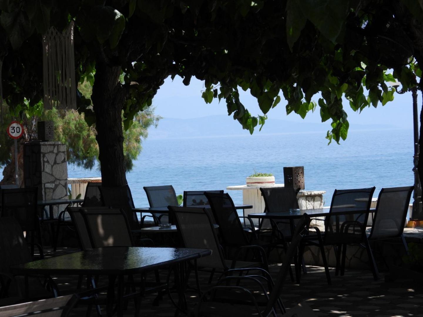 Panorama Hotel - Restaurant Diakopto Buitenkant foto