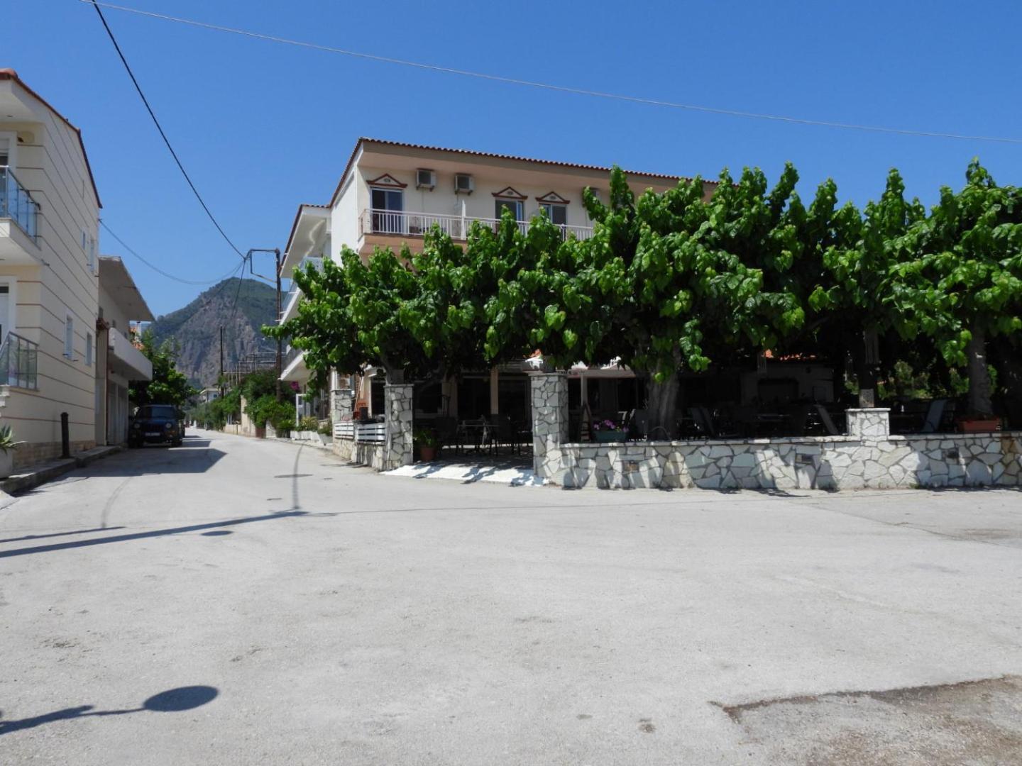 Panorama Hotel - Restaurant Diakopto Buitenkant foto