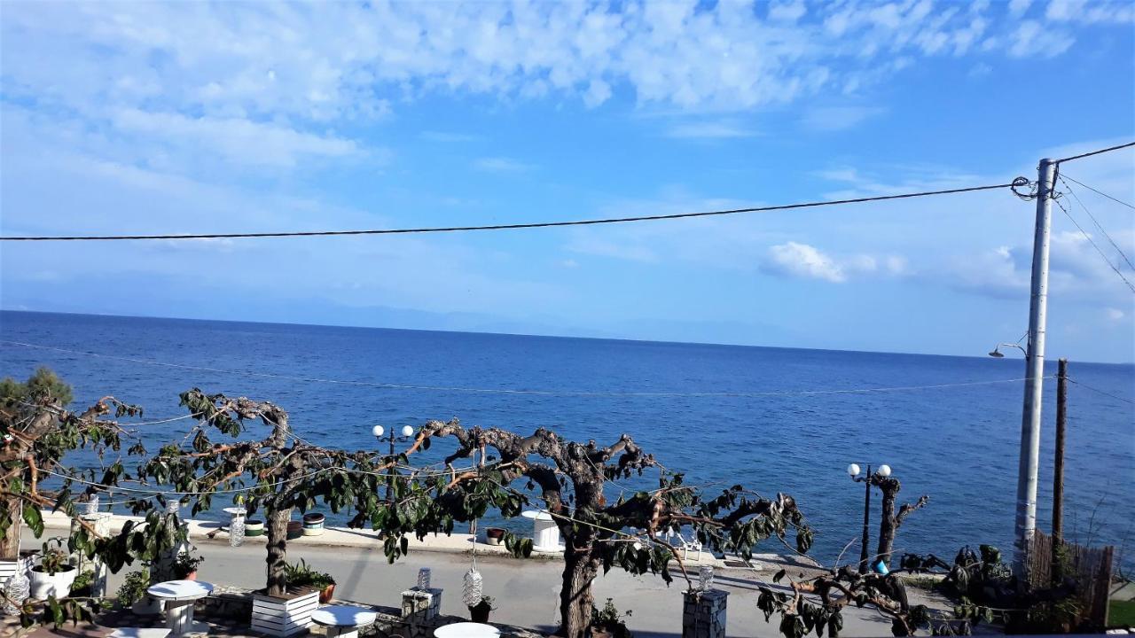 Panorama Hotel - Restaurant Diakopto Buitenkant foto